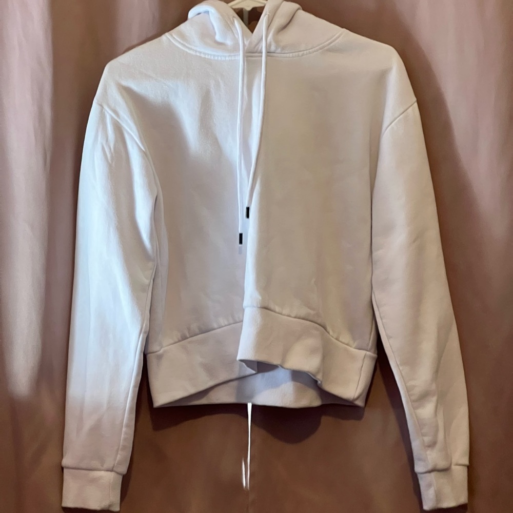 White hoodie 🤍